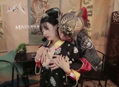 Молодой человек, который наслаждался соседом, был введен в таинственную игру